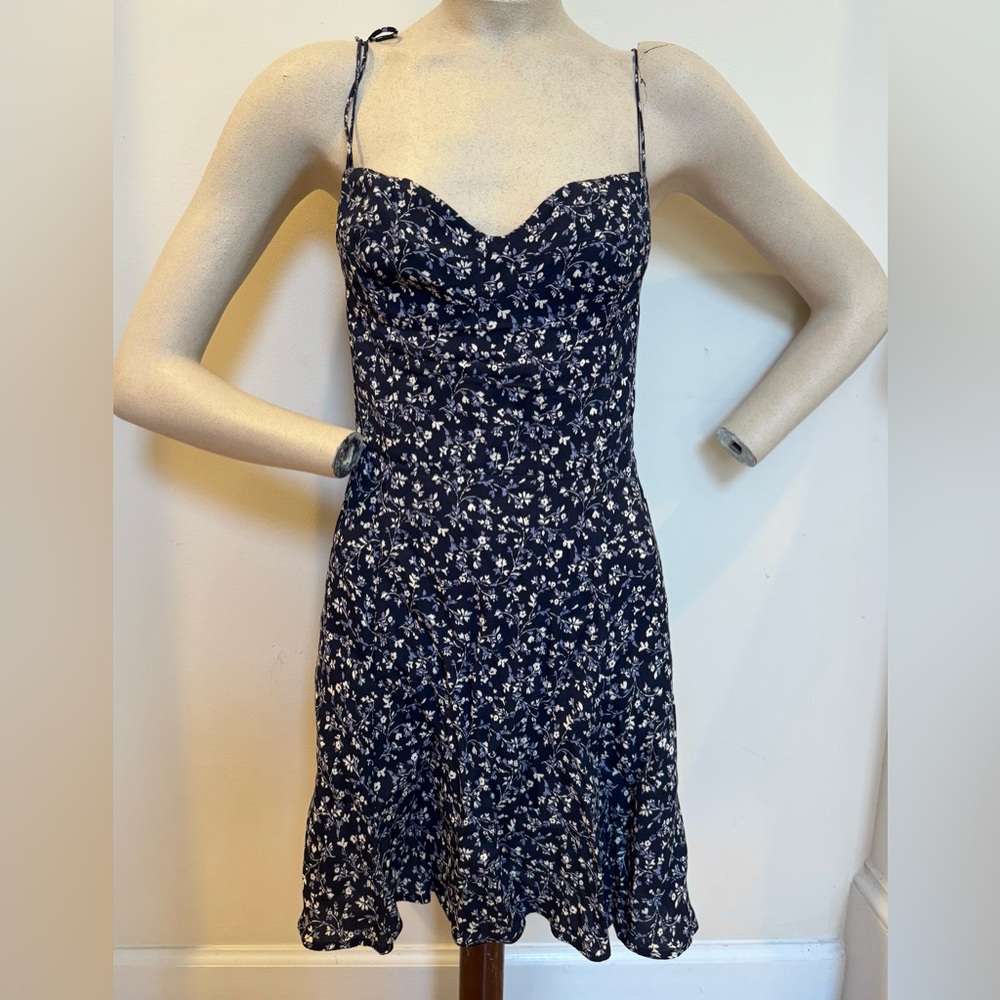 Reformation Saskia fit & flare Navy Floral Mini Dress - Picture 9 of 16